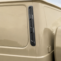 D Pillar Vents